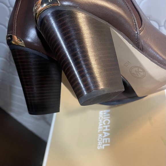 Michael Kors, brown heeled boots, size 10M - Picture 3 of 15